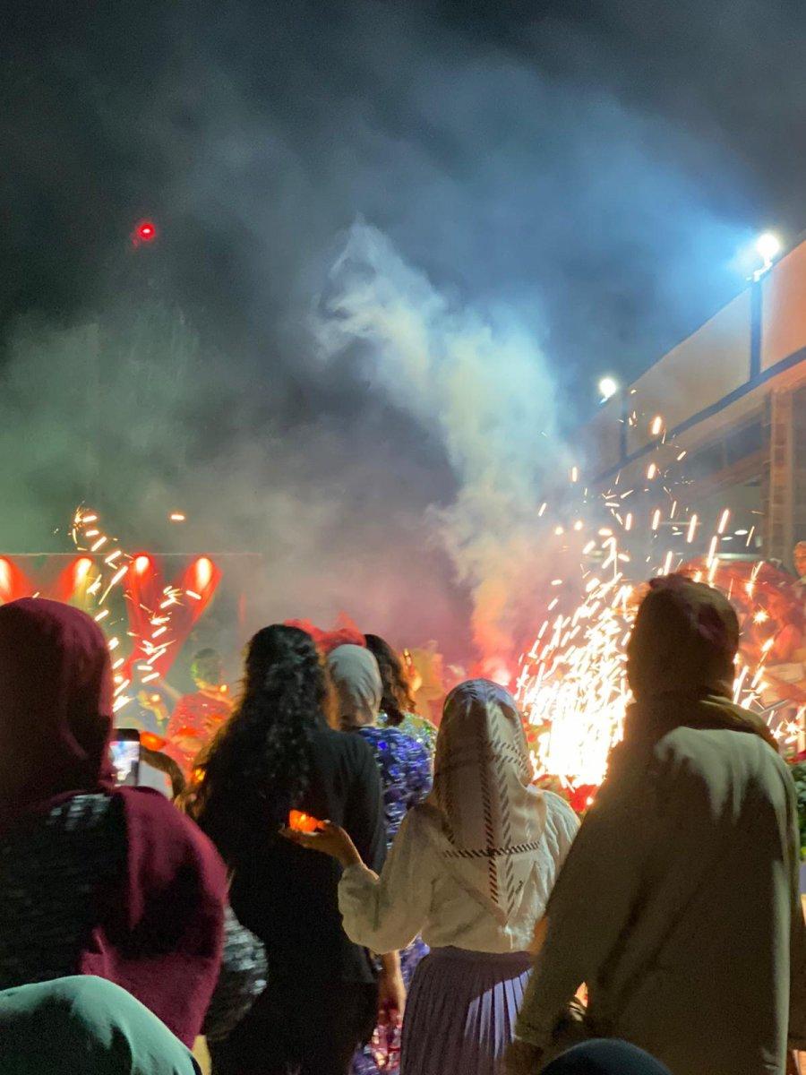 Adıyaman'da yangına rağmen kınaya devam edildi