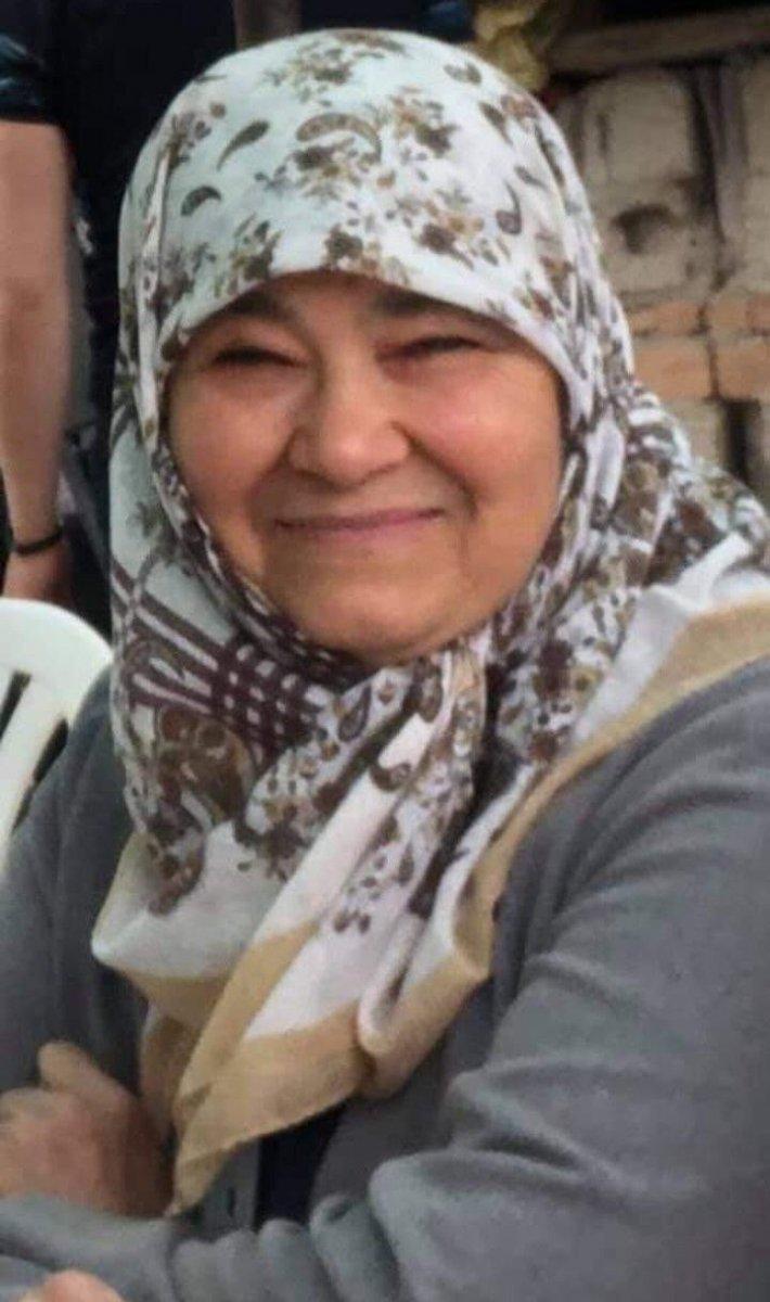 Denizli'de annesini  boğazını keserek öldürdü