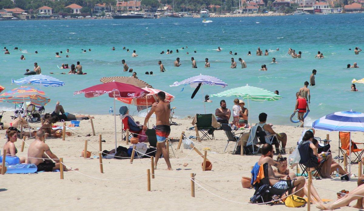 Tatil beldelerinin CHP'li başkanları yoğunluktan şikayetçi