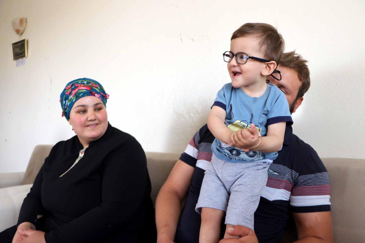 Gaziantep'te ameliyat parası dolandırılan Miraç'ın gözleri açıldı