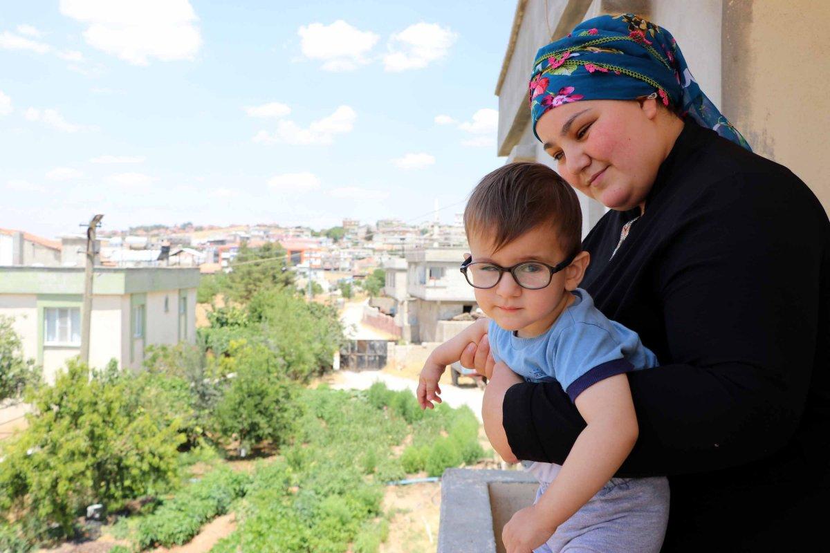Gaziantep'te ameliyat parası dolandırılan Miraç'ın gözleri açıldı