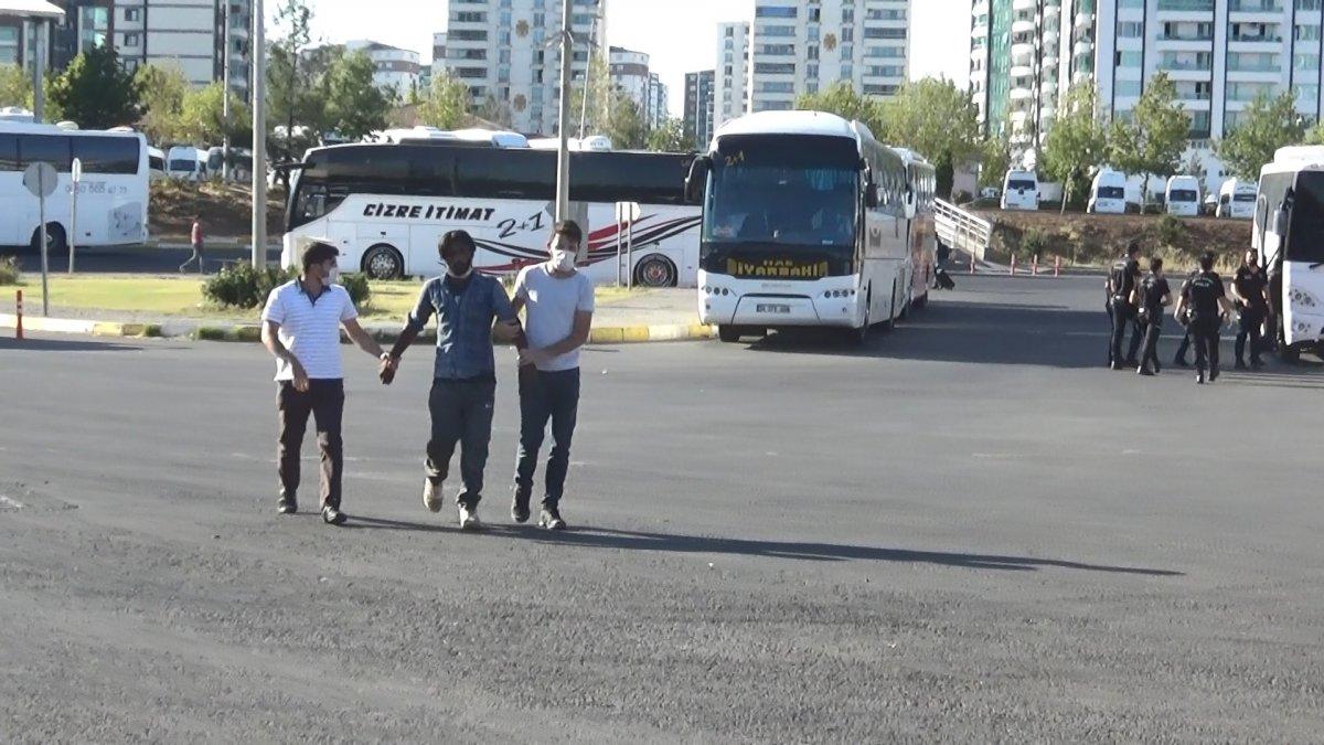 Diyarbakır’da düzensiz göçmenlere operasyon