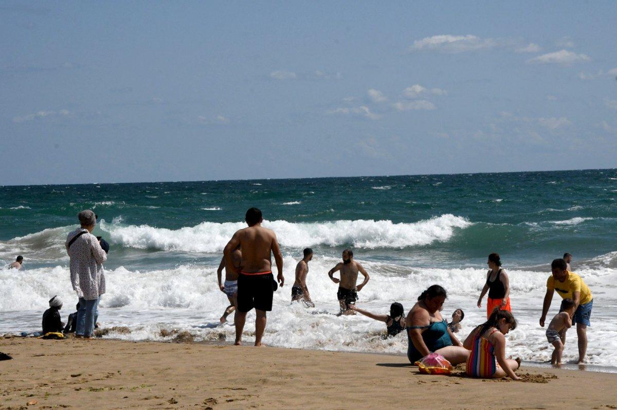 Kırklareli'nde sahil kasabasına 50 bin kişi geldi