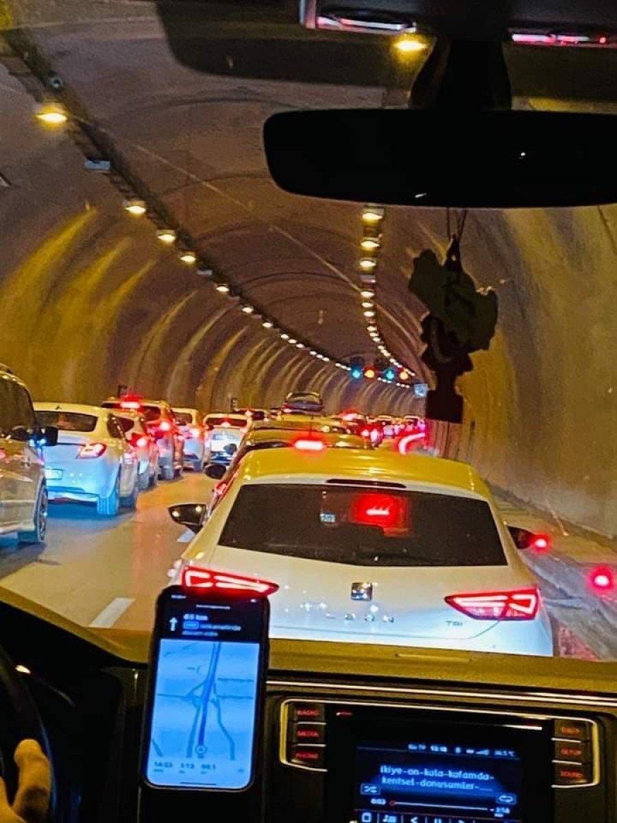 Tatilcilerin 'çileli' dönüş yolculuğu