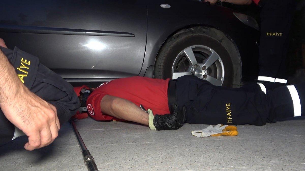 Kırıkkale'de balkondan düşen kedisi için dakikalarca gözyaşı döktü