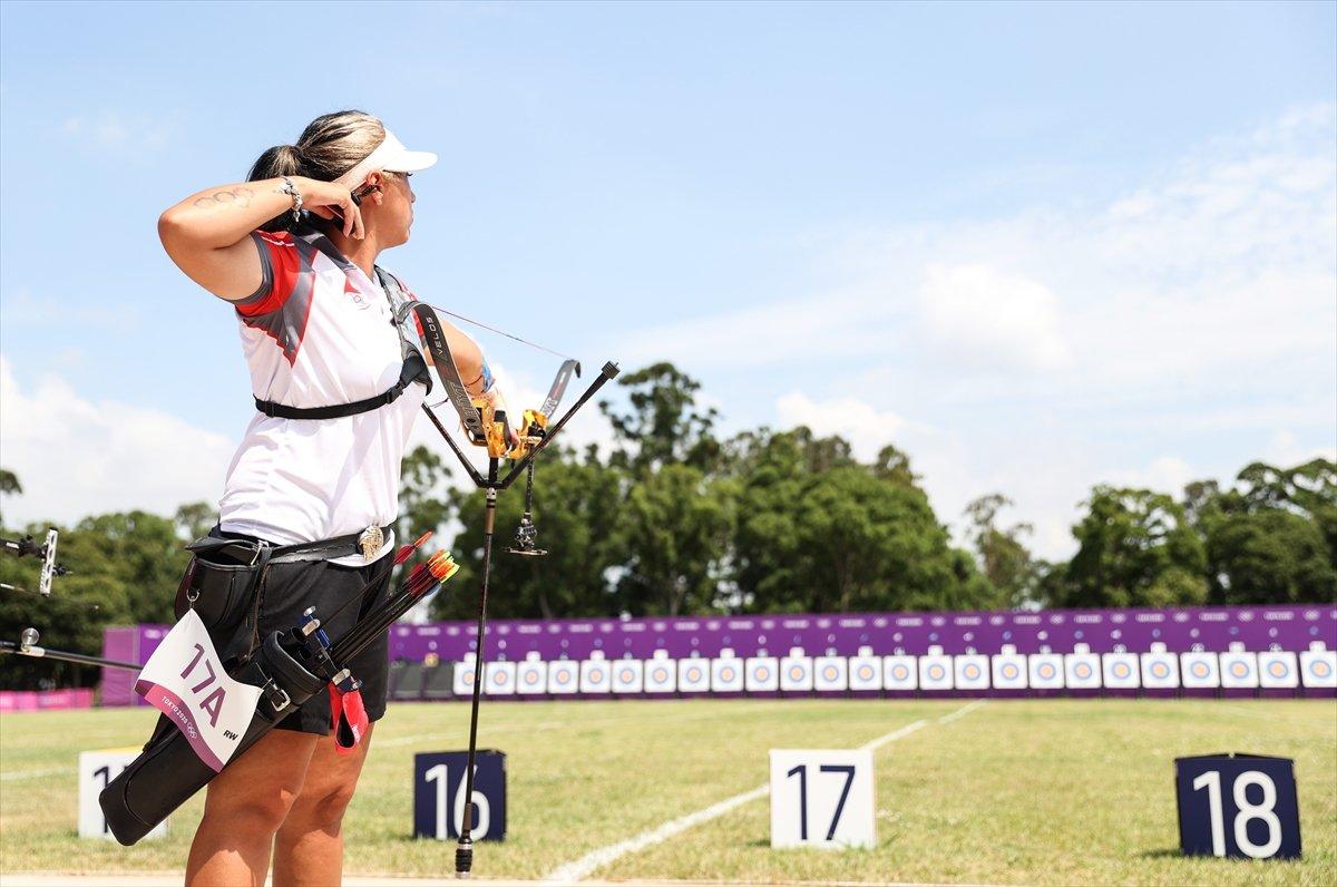 Milli okçu Yasemin Ecem Anagöz, Kanadalı Barrett ile eşleşti