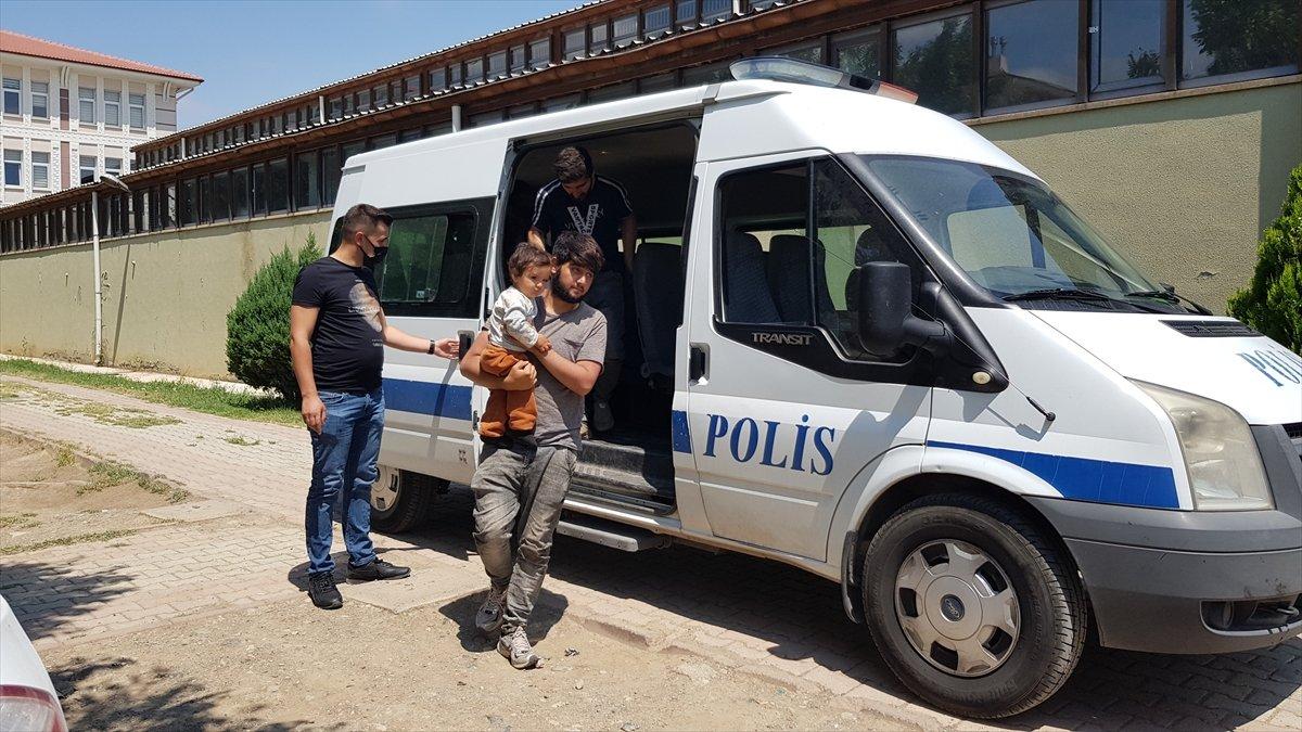 Erzincan'da 27 kaçak göçmen yakalandı