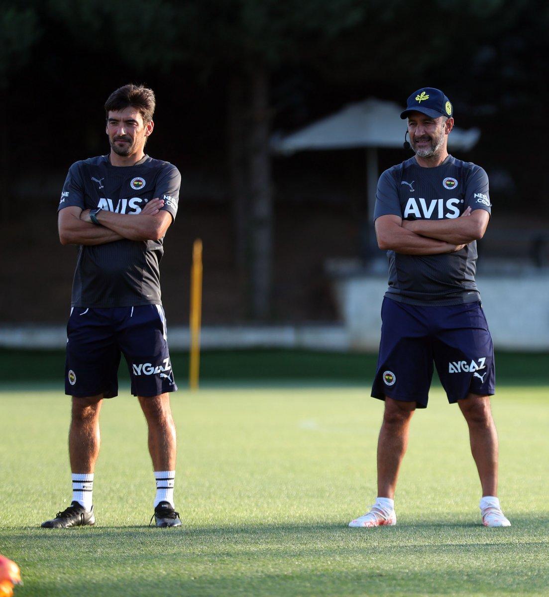 Fenerbahçe'de 4 futbolcu kadro dışı bırakıldı