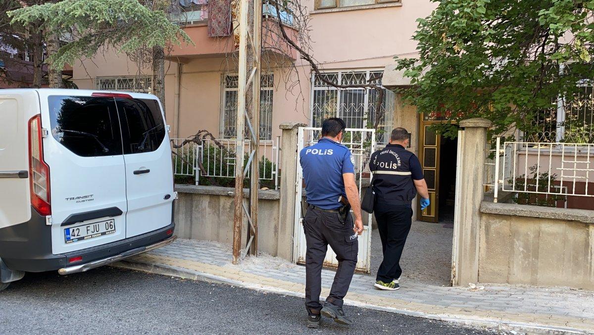 Konya'da kıyma çekmek isterken akıma kapılıp öldü