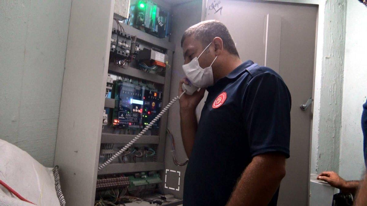 Avcılar’da asansörde mahsur kalan 8 kişi kurtarıldı