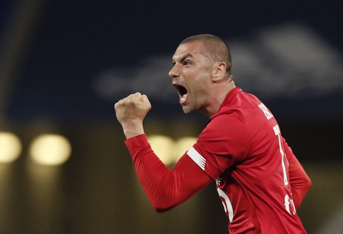 Burak Yılmaz'a Nice talip oldu