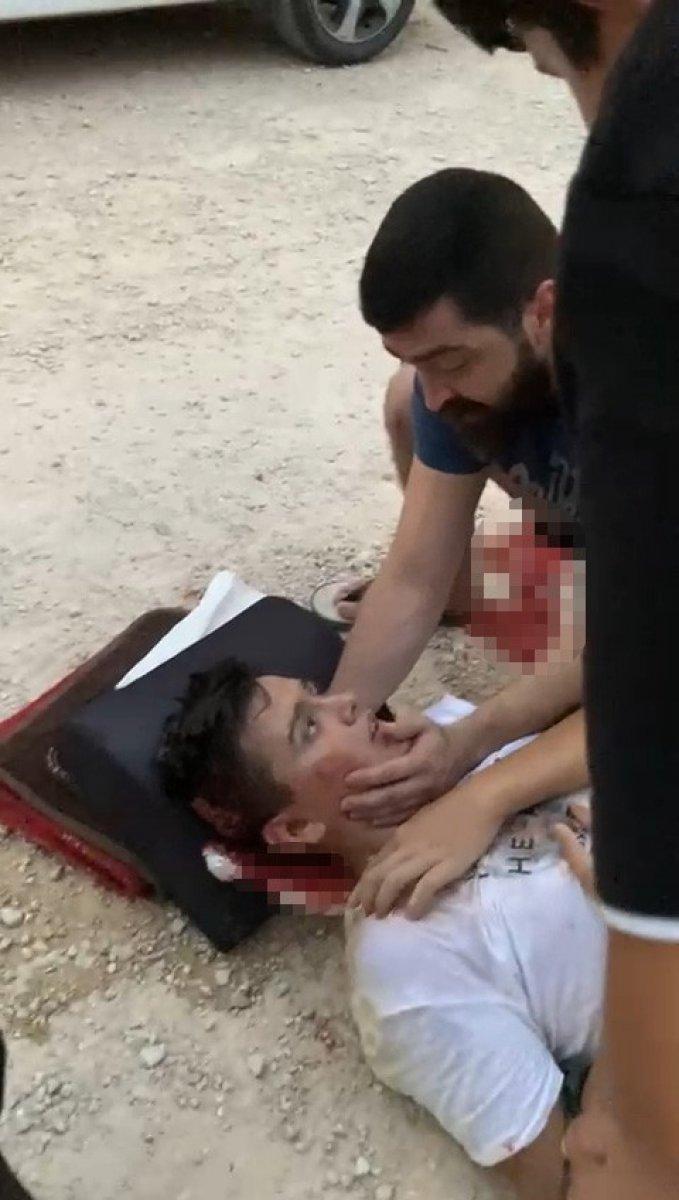 Bursa'da bisikletli genç taşlı yolda metrelerce sürüklendi