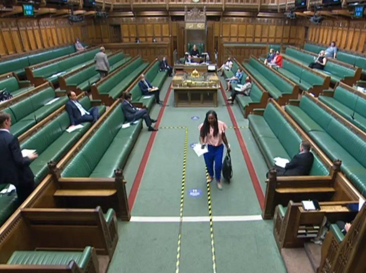 İngiltere'de Başbakan Johnson'a yalancı diyen milletvekili, oturumdan çıkarıldı