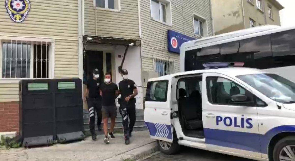 İBB’nin cankurtaranları, A Haber muhabirini ve kameramanını darbetti