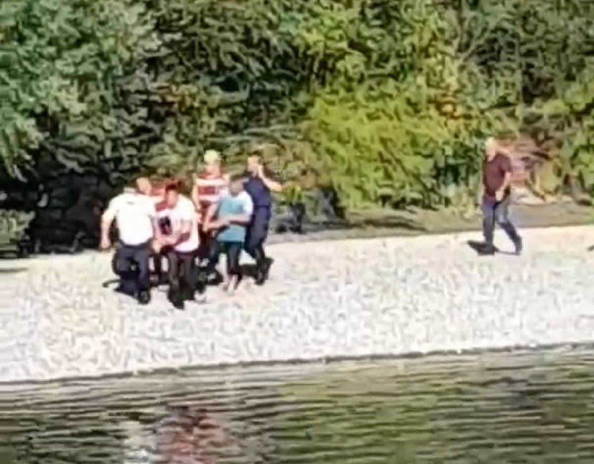 Kahramanmaraş’ta 1 kadını ve 3 çocuğu kurtarırken boğuldu