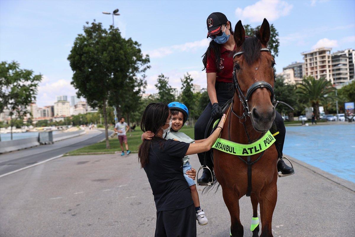 Caddebostan Sahili'nde koronavirüs denetimi