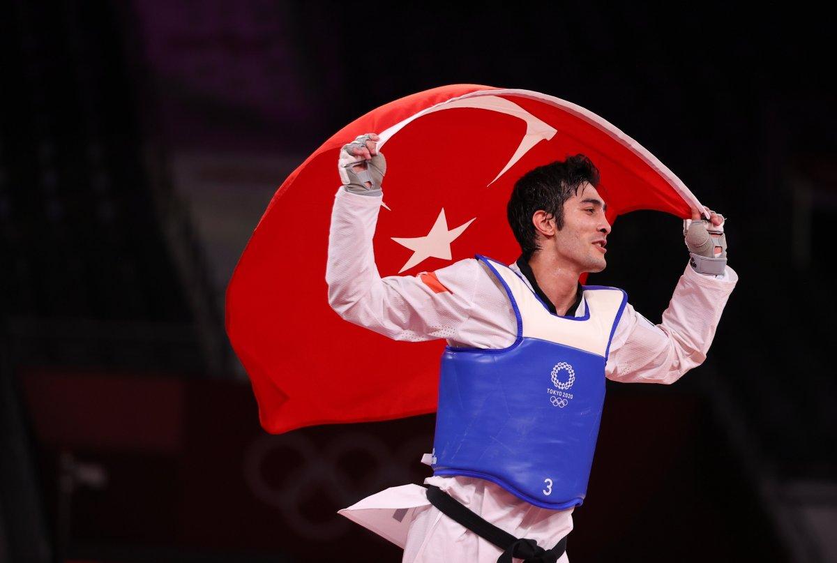 Milli tekvandocu Hakan Reçber bronz madalya kazandı