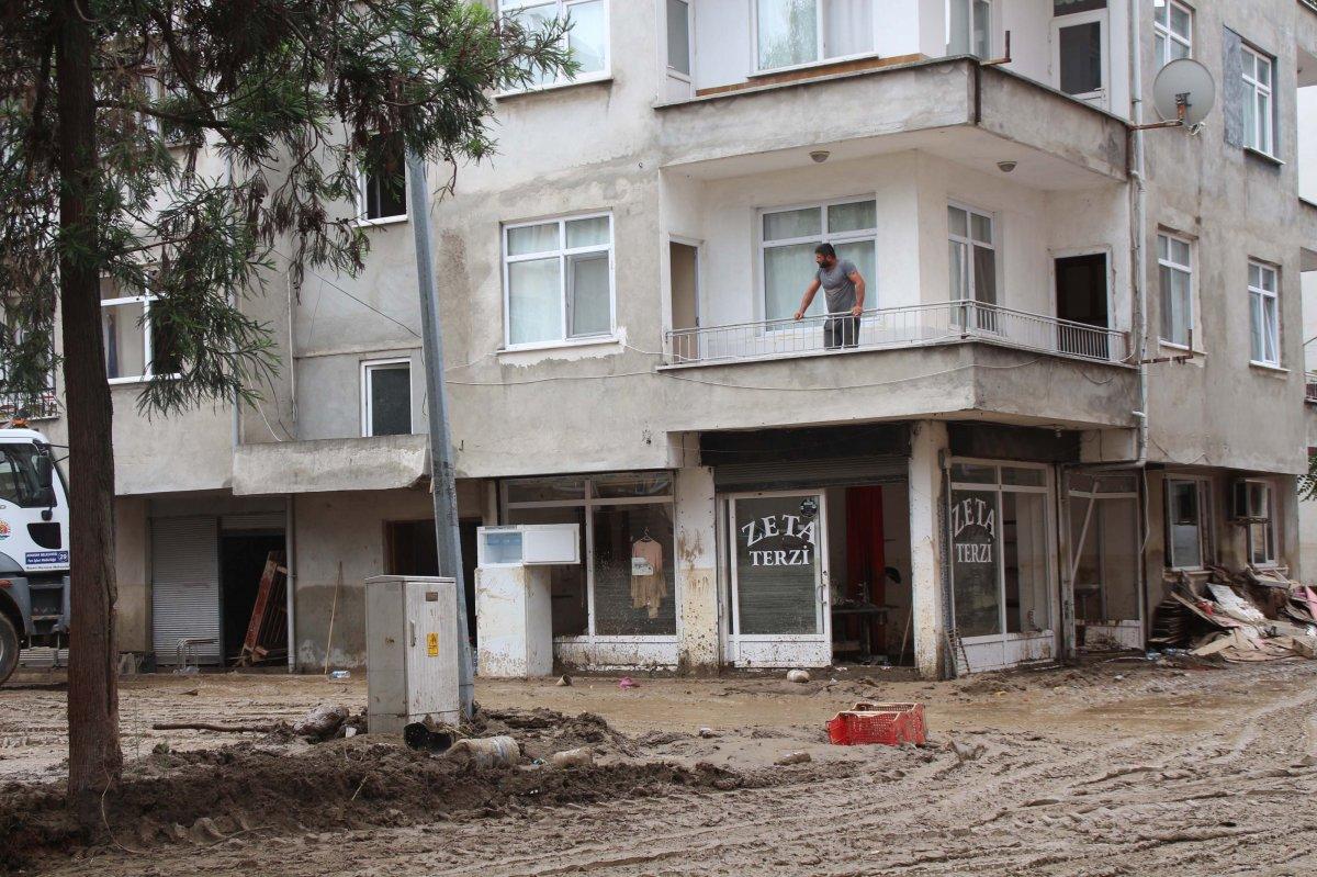 Artvin'de sel afetinin bilançosu ağır