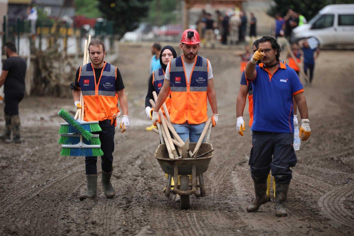 Artvin'de sel afetinin bilançosu ağır