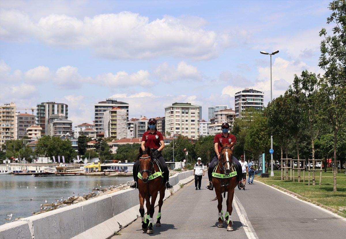 Caddebostan Sahili'nde koronavirüs denetimi