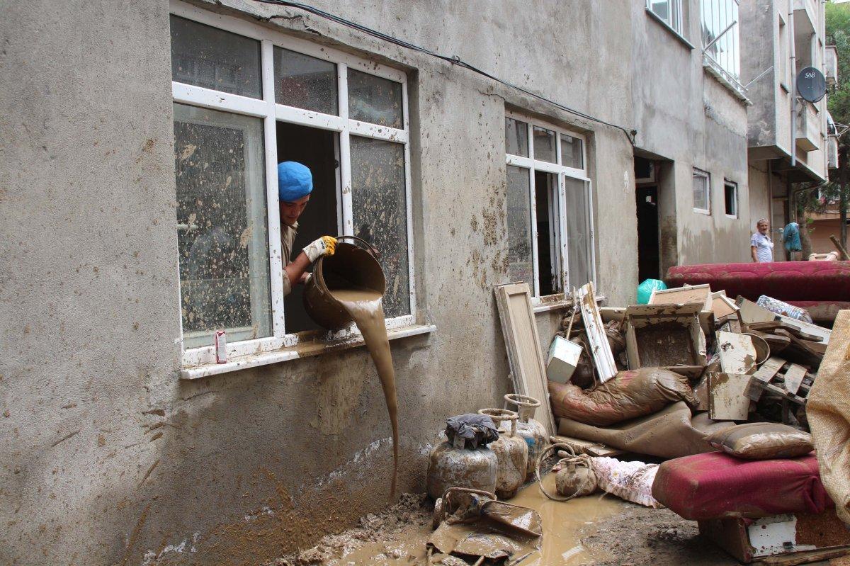 Artvin'de sel afetinin bilançosu ağır