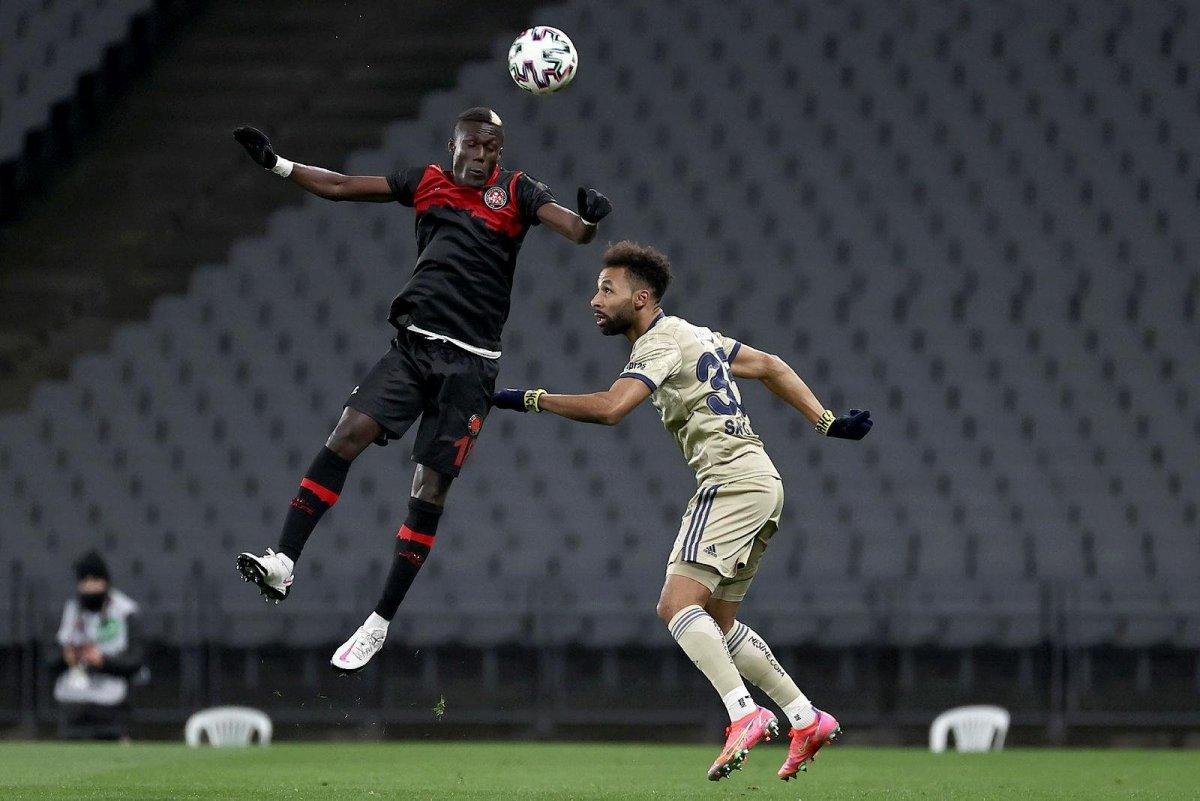 Fenerbahçe'de Alassane Ndao atağı