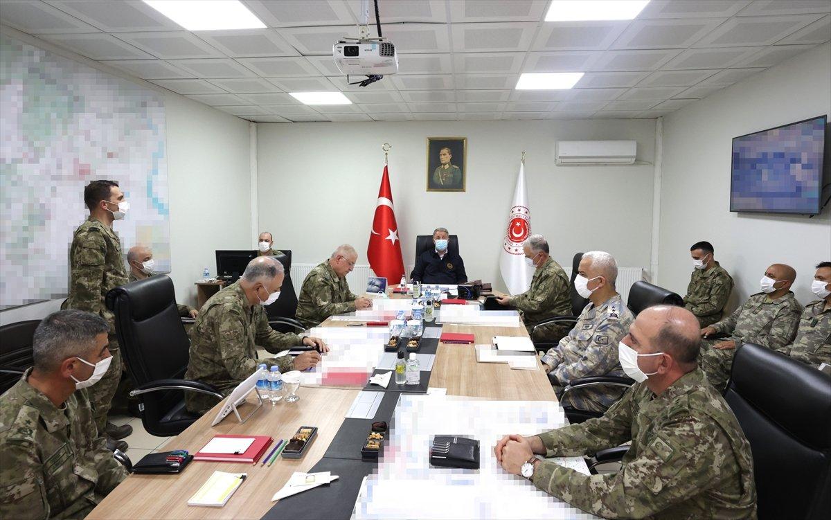 Hulusi Akar: Irak’ın kuzeyinde 1581 terörist etkisiz hale getirildi