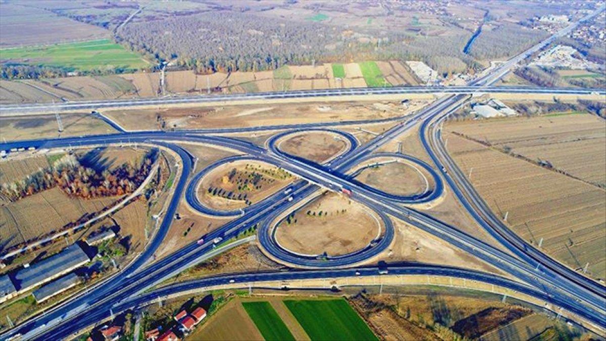 Otoyol yatırımları turizme destek veriyor