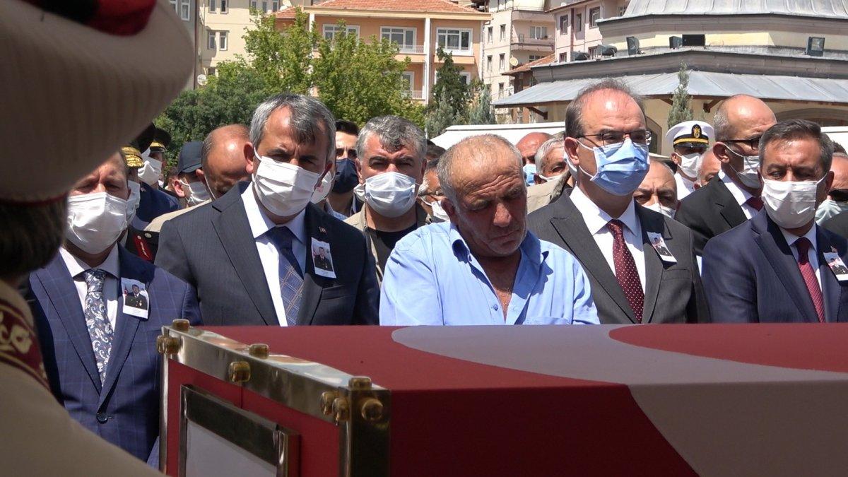 Şehit Halil Çelebi son yolculuğuna uğurlandı