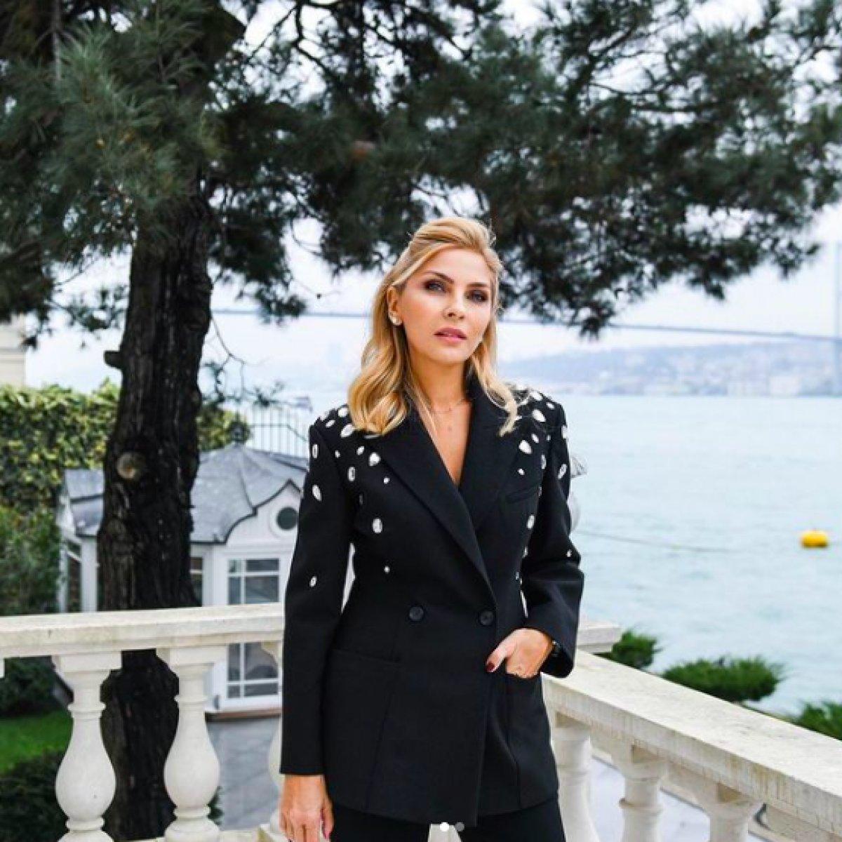 Arzu Sabancı, Suriyelilerin Türkiye'de bulunmasından rahatsız