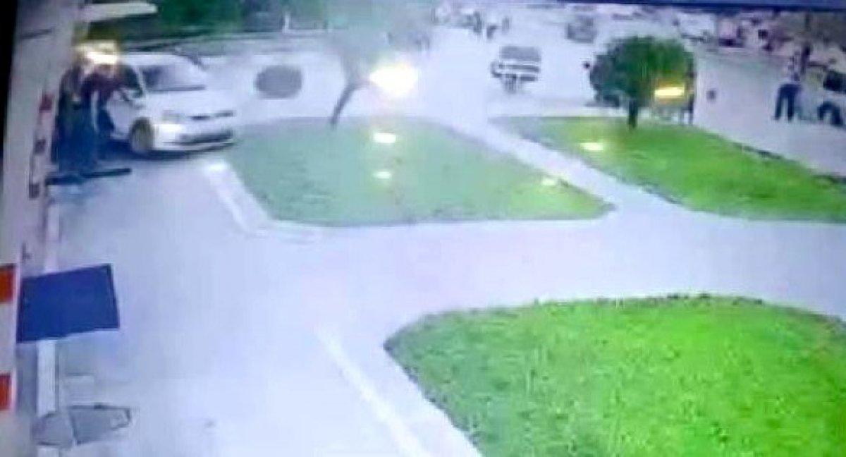 Diyarbakır’da fren yerine gaza basan sürücü