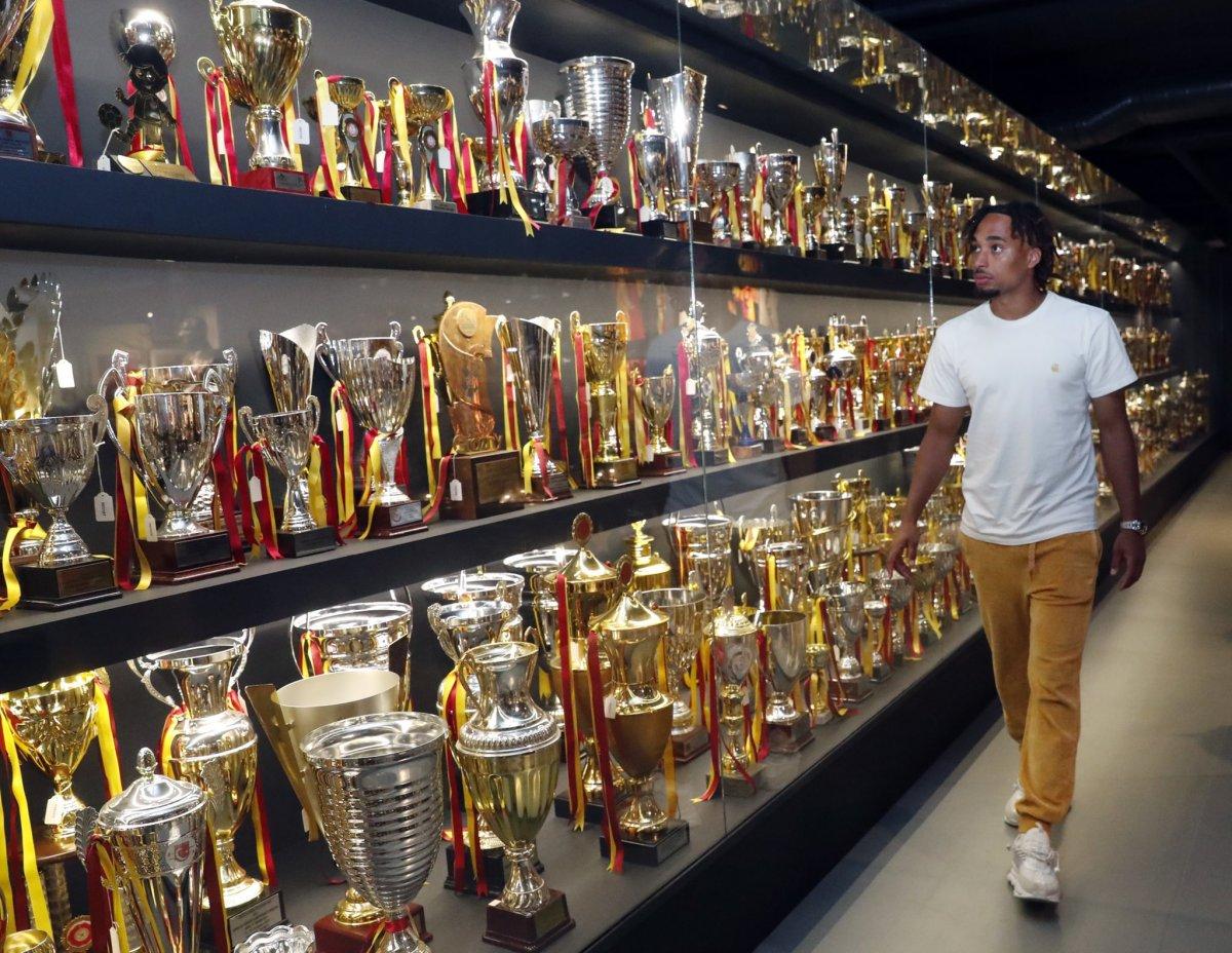 Sacha Boey, Galatasaray Müzesi'ni gezdi