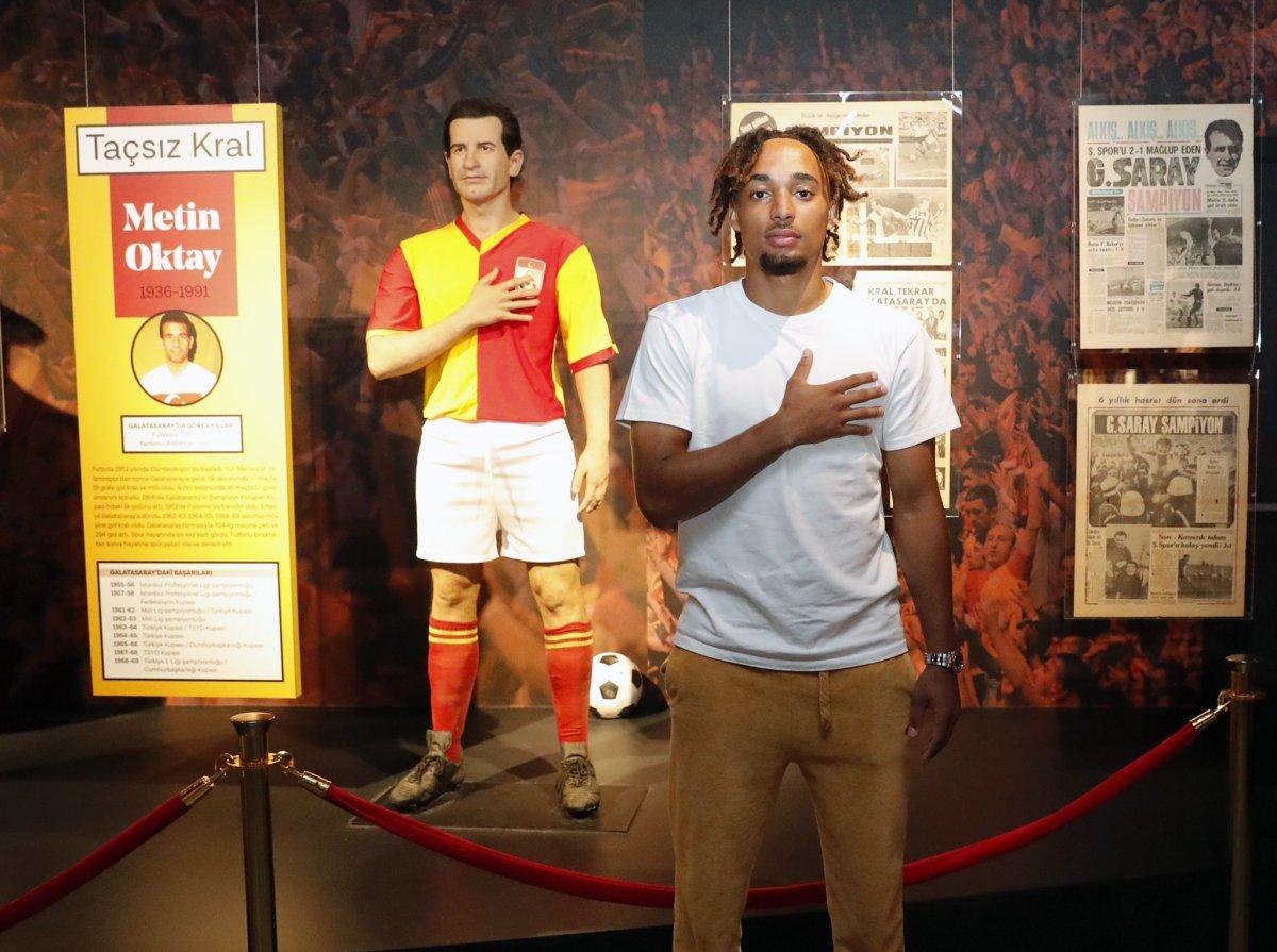 Sacha Boey, Galatasaray Müzesi'ni gezdi