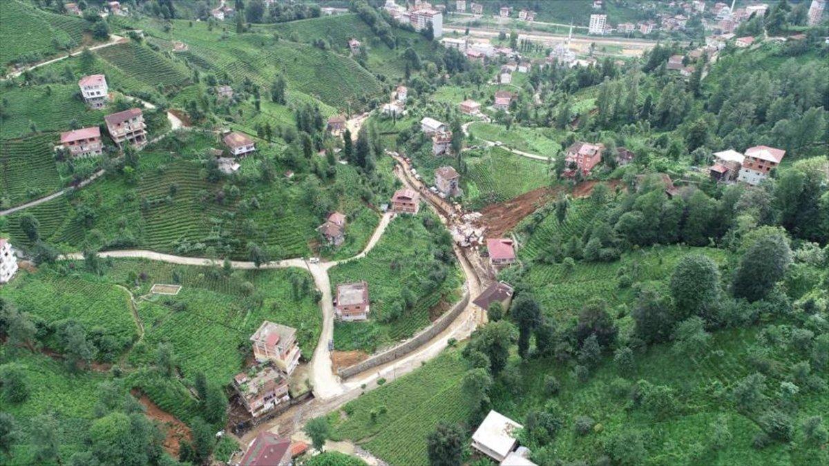 Rize'de 112 hane tahliye edildi