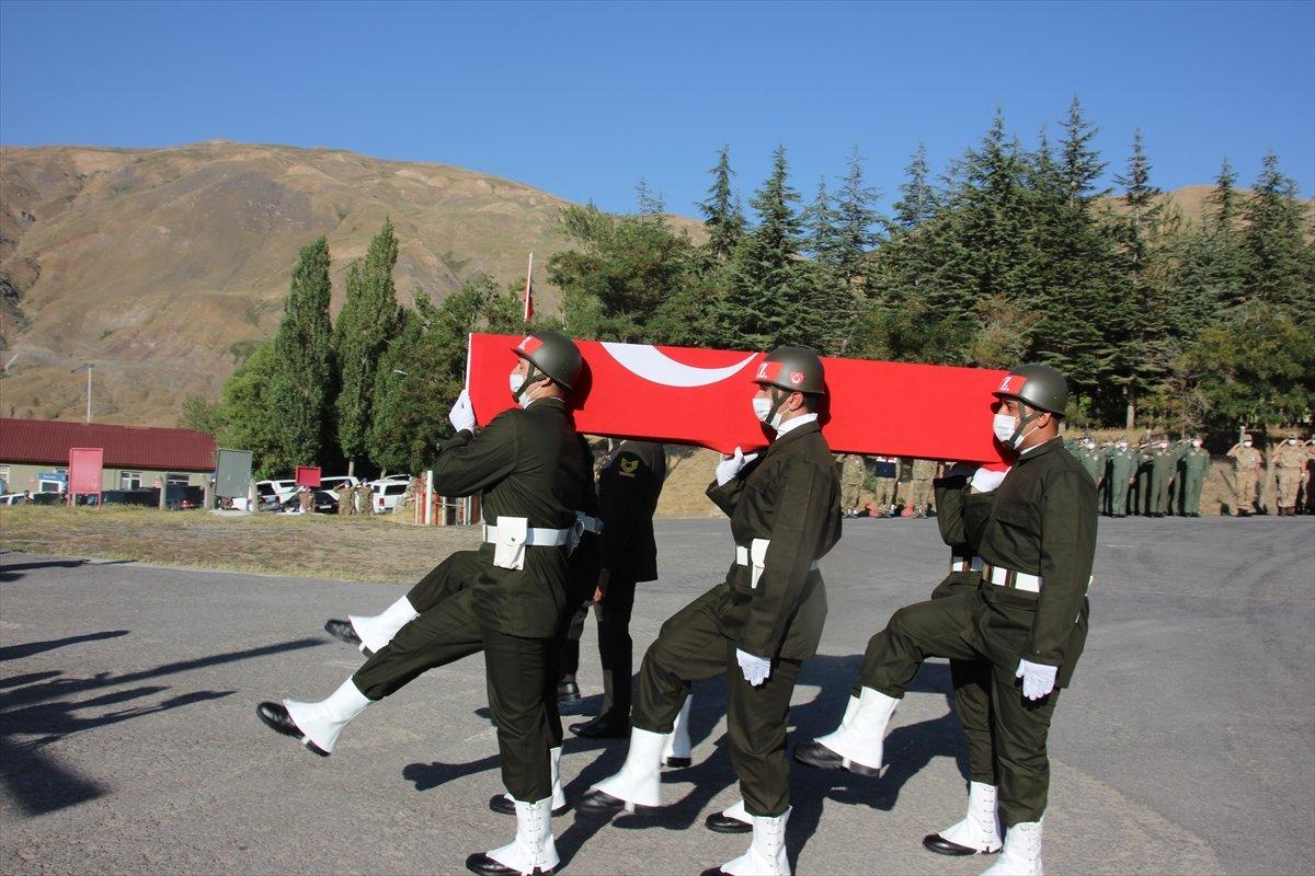 Irak'ta şehit olan Halil Çelebi için Hakkari'de tören düzenlendi