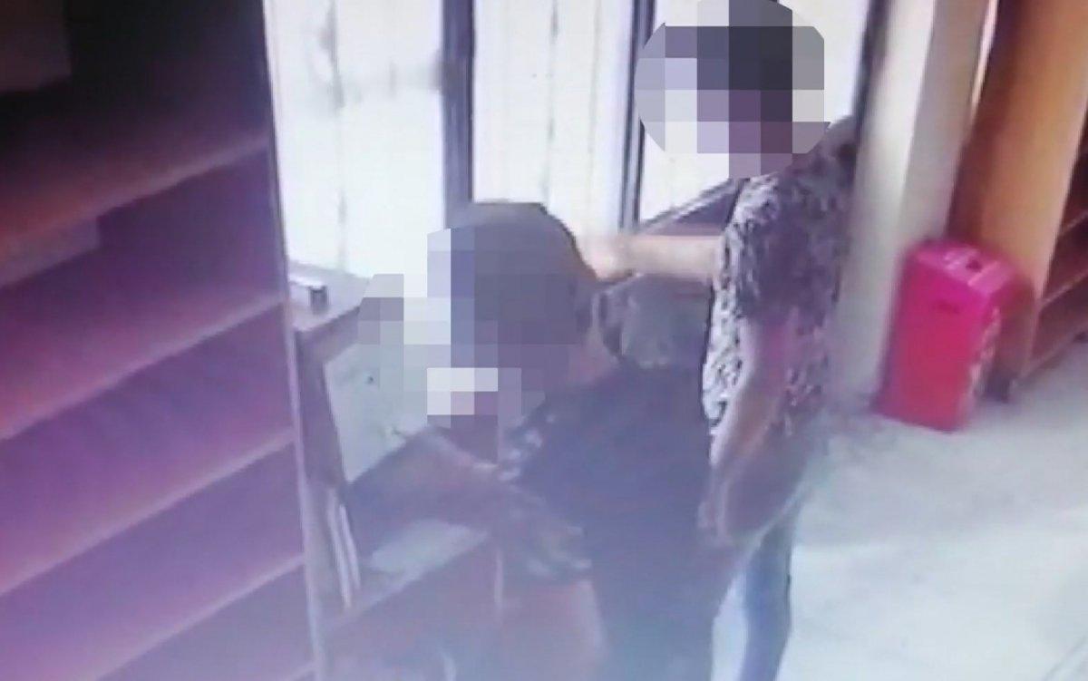 Kocaeli’de camideki sadaka kutusunun çalınma anları kamerada