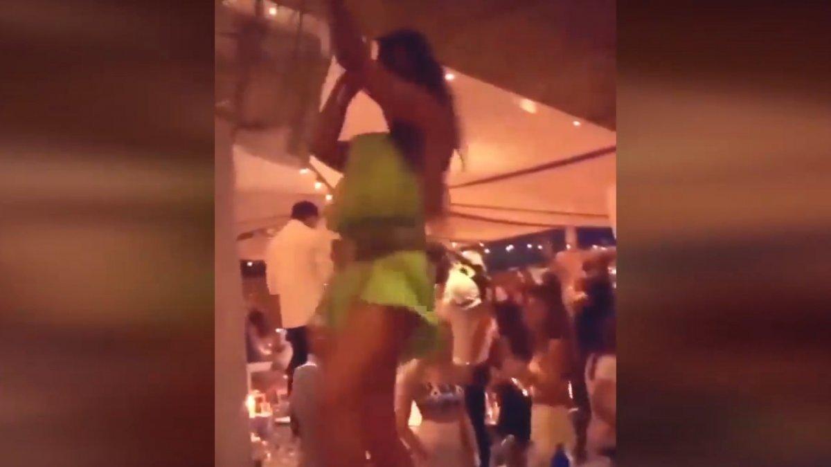 Eda Taşpınar, masaya çıkıp dans etti