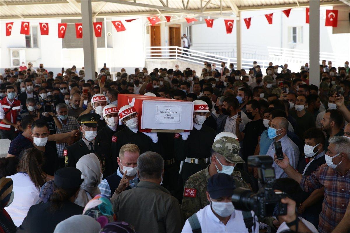 Kuzey Irak şehidi son yolculuğuna uğurlandı