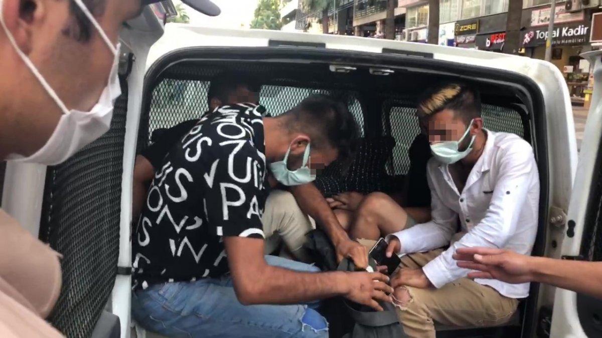 Denizli’de ‘askere gideceğiz’ yalanıyla para topladılar