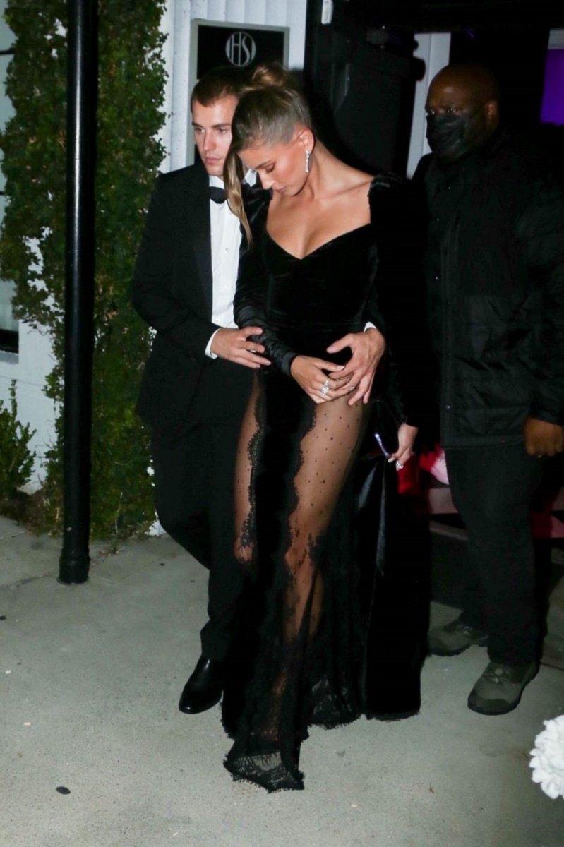 Justin Bieber'dan yırtmaç önlemi