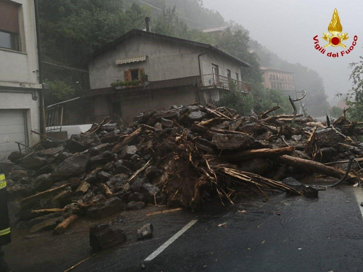 İtalya'nın Como Gölü bölgesini sel vurdu