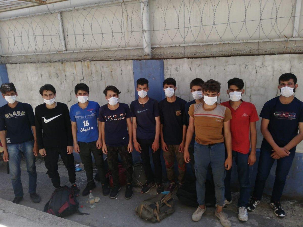 Kocaeli'de 19 kaçak göçmen yakalandı