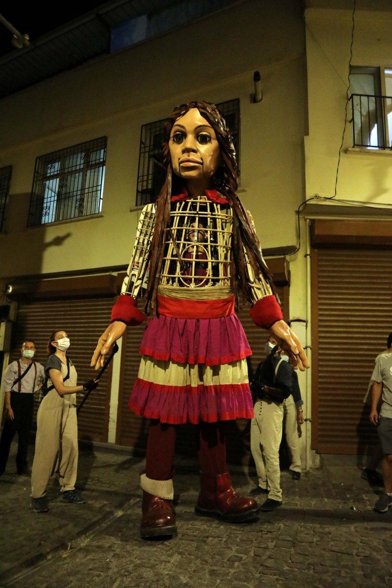 Kukla Amal İngiltere yolculuğuna Gaziantep'te başladı