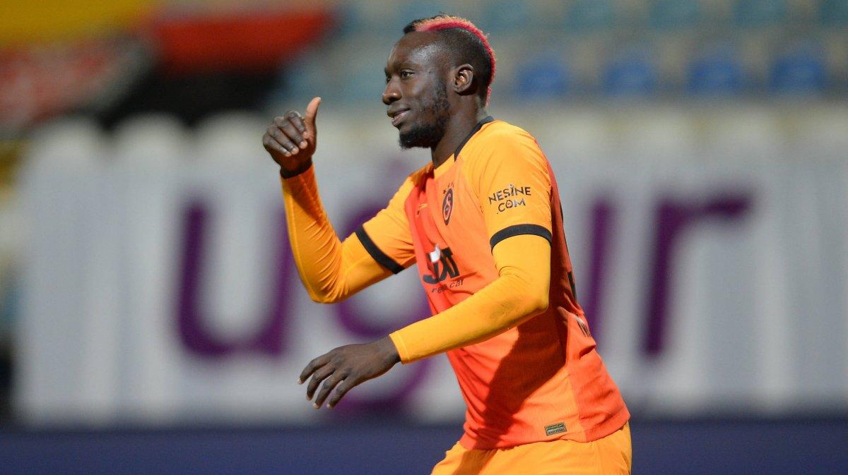 Galatasaraylı Mbaye Diagne'ye Cagliari kancası