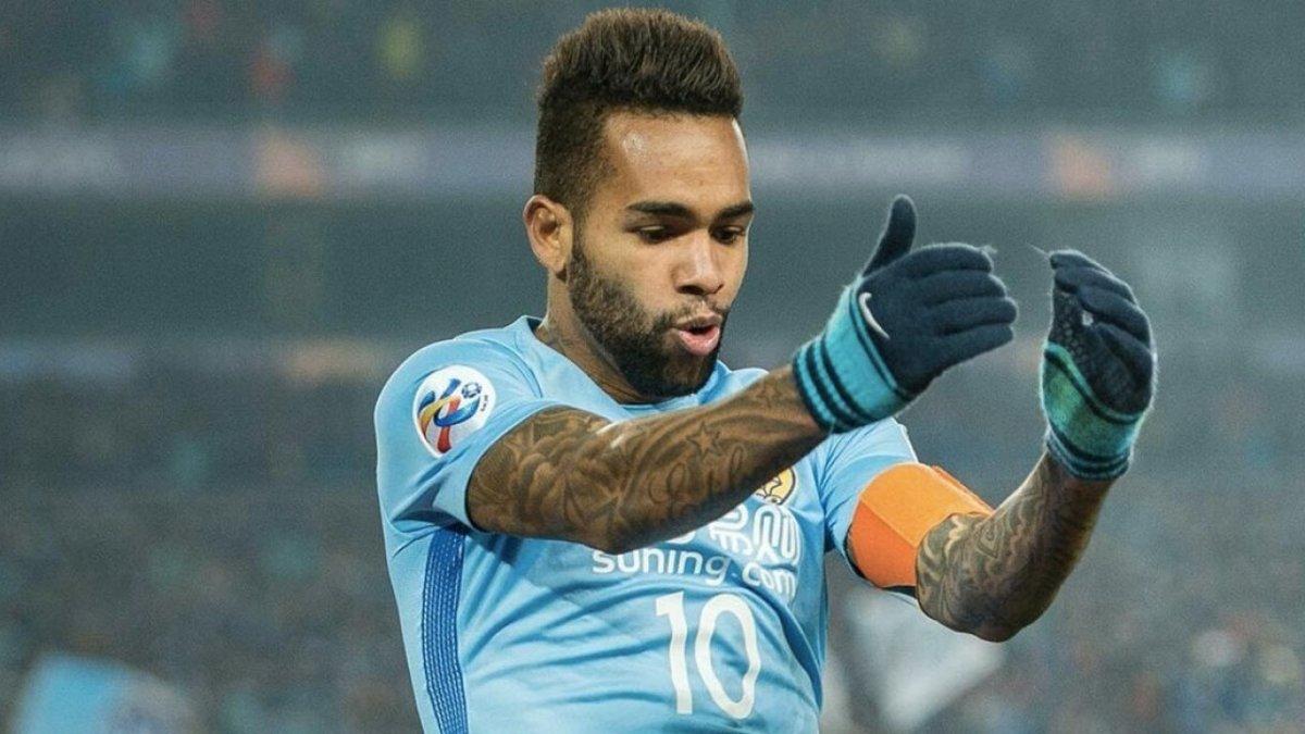 Ahmet Nur Çebi: Alex Teixeira transferinde git gel yaşıyoruz