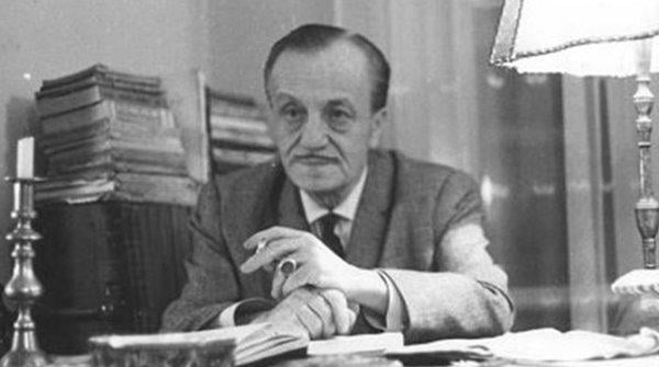 Sultanu'ş Şuara: Necip Fazıl Kısakürek