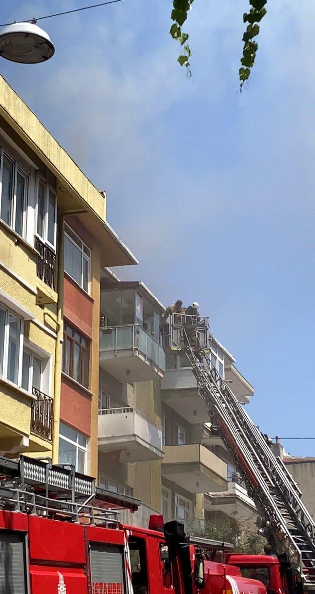 Üsküdar’da evde unutulan sigara yangına sebep oldu