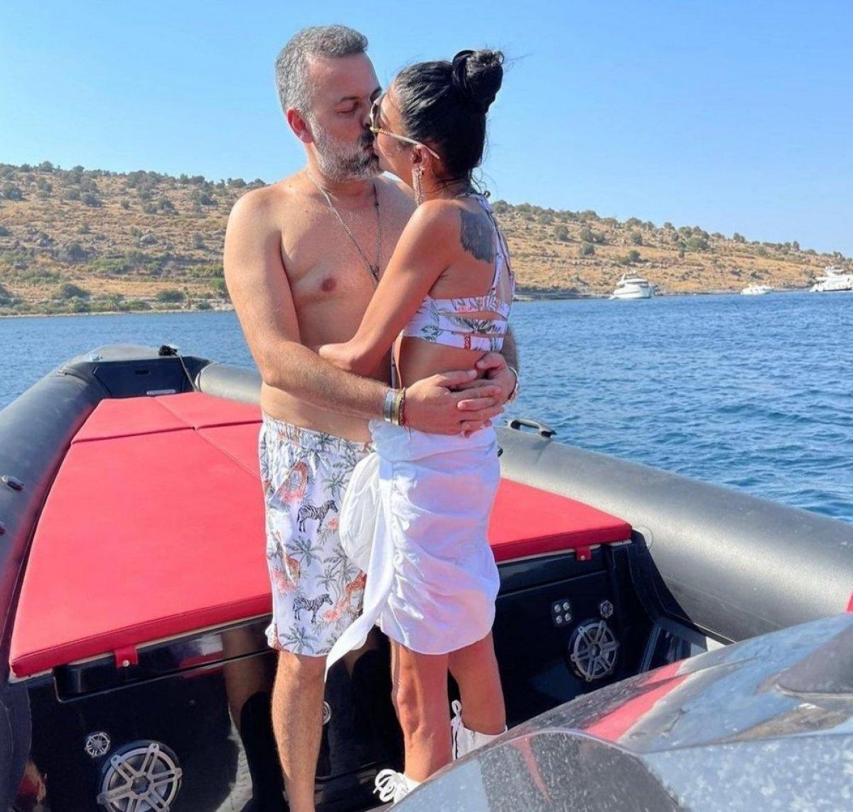 Süreyya Yalçın, Bodrum'da yangının olduğu bölgede poz verdi