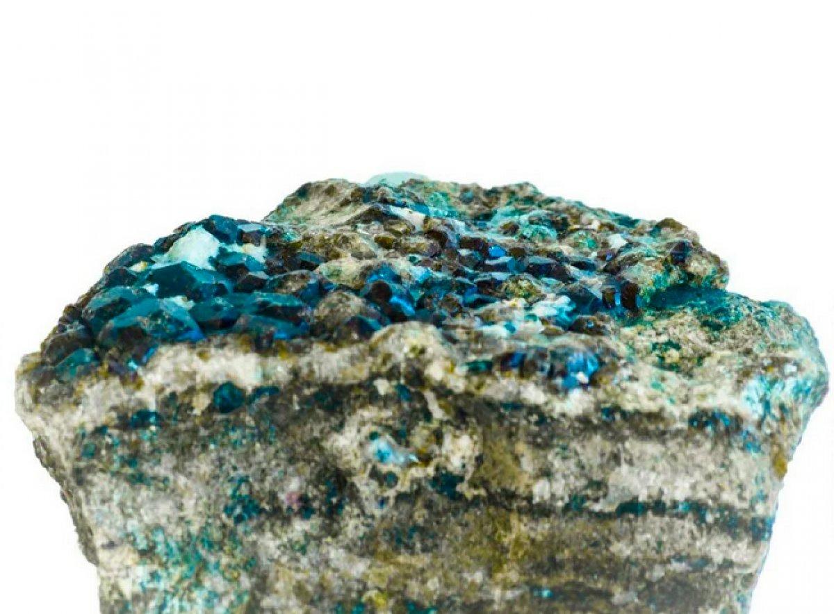 Dünyanın en büyük safir taşı bulundu