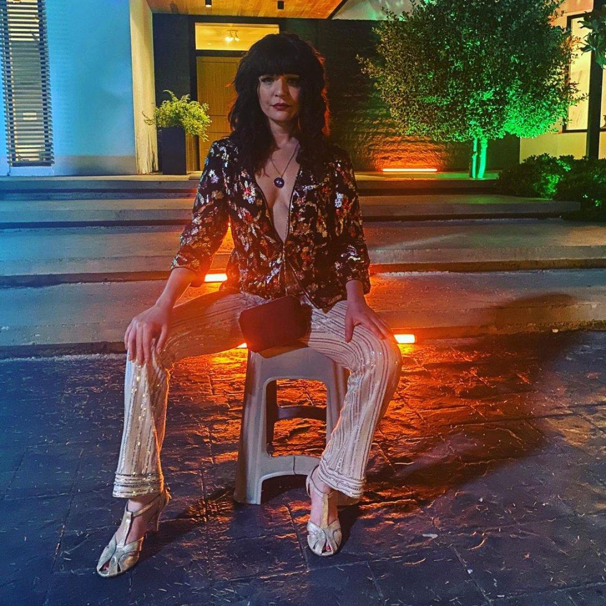 Gonca Vuslateri yeni tarzını paylaştı